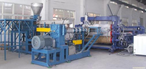 給南京科晉橡塑機械(橡膠擠出機/擠出機配件)的片材擠出機組 專業(yè)銷售留言_產(chǎn)品詢價_詢價留言